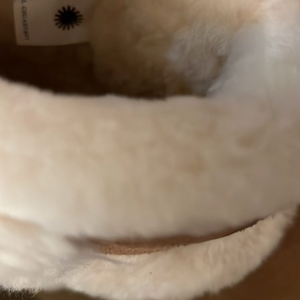 UGG® Classic Chillapeak Genuine Shearling
Trimmed Boot - Picture 9 of 16